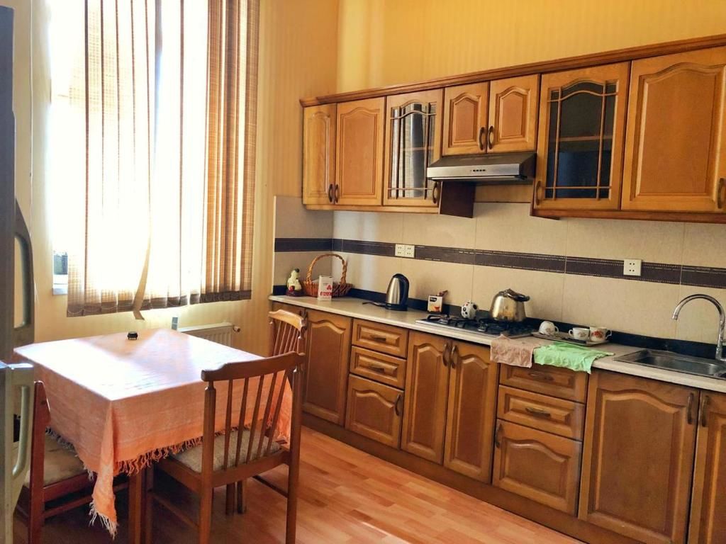 Апартаменты Cosy Apartment in the heart of Baku Баку-23