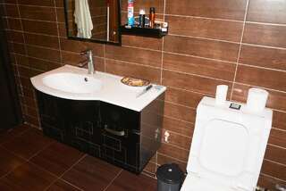 Апартаменты Cosy Apartment in the heart of Baku Баку Апартаменты с 3 спальнями-12