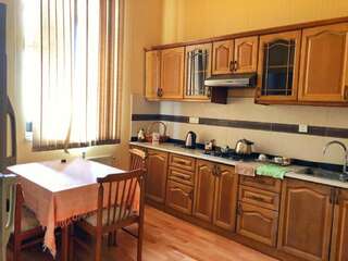 Апартаменты Cosy Apartment in the heart of Baku Баку Апартаменты с 3 спальнями-20