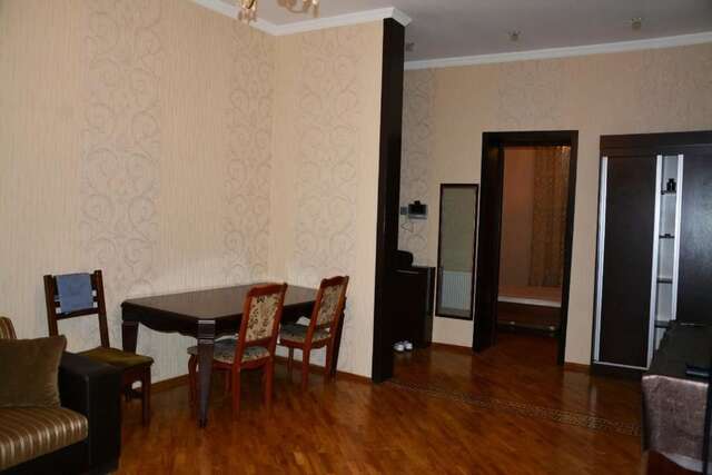 Апартаменты Cosy Apartment in the heart of Baku Баку-17