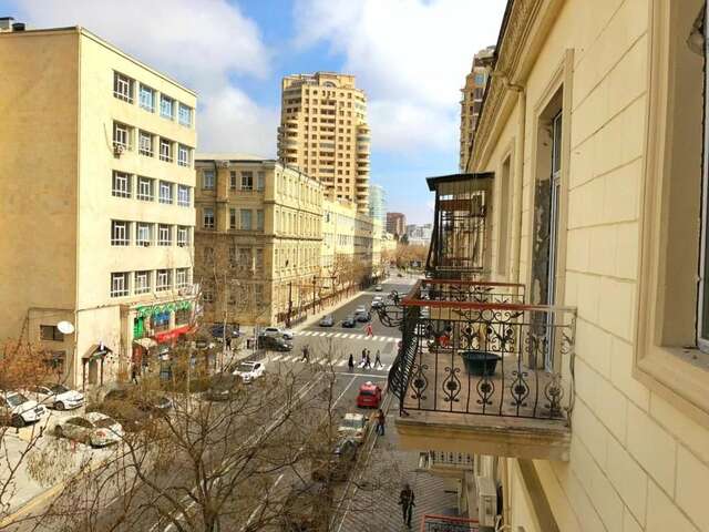 Апартаменты Cosy Apartment in the heart of Baku Баку-18