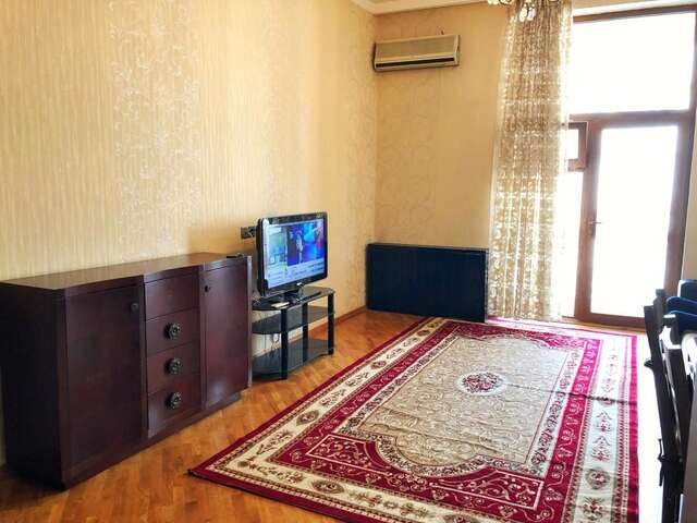 Апартаменты Cosy Apartment in the heart of Baku Баку-4