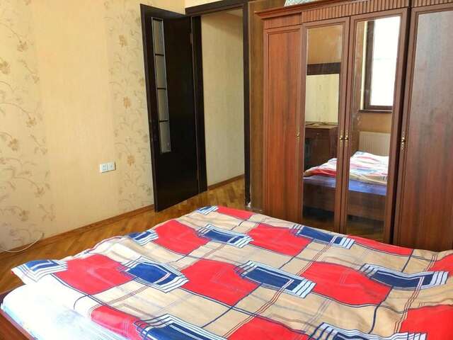 Апартаменты Cosy Apartment in the heart of Baku Баку-24